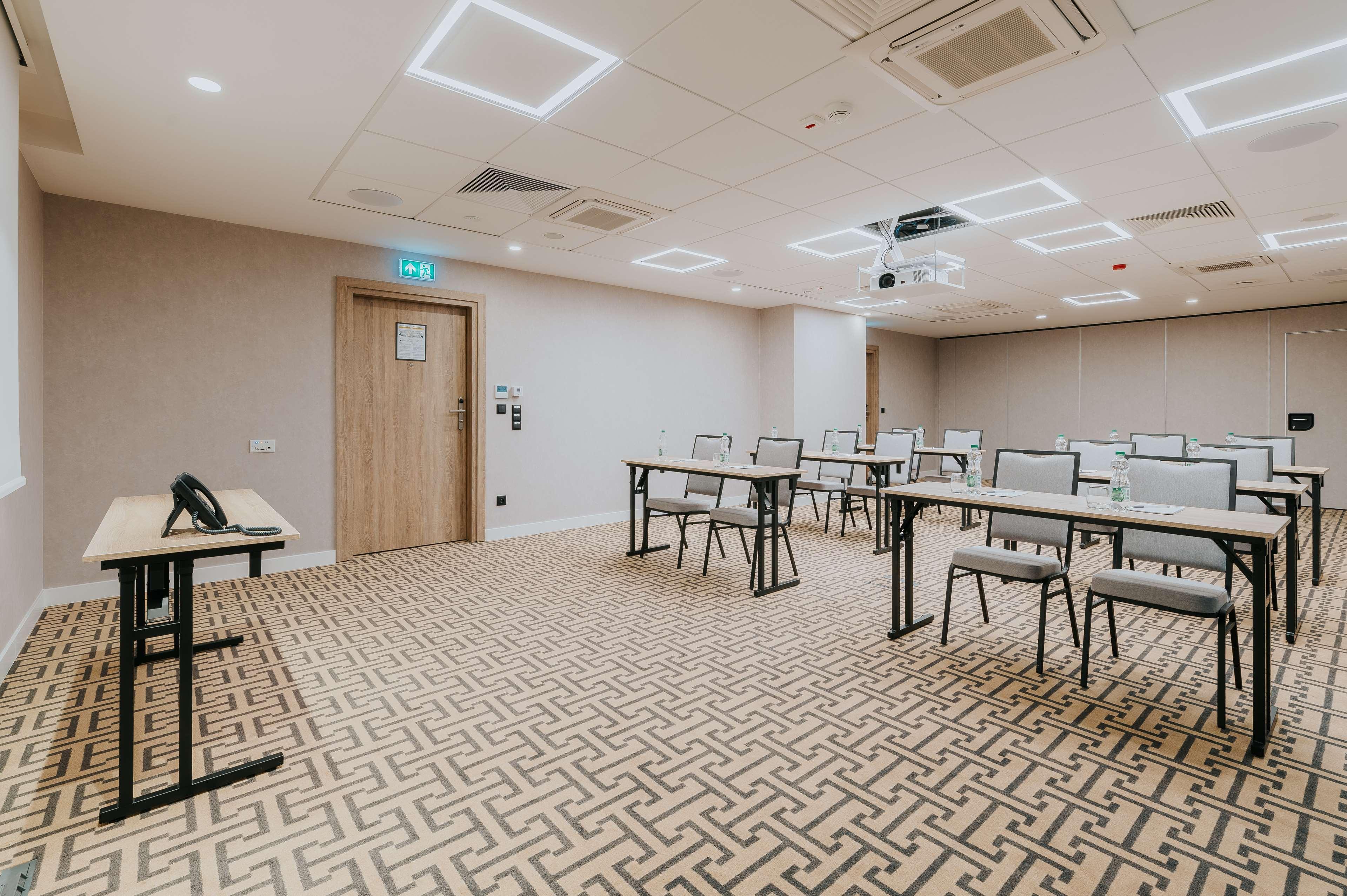 Hampton By Hilton Reduta Hotel Warsaw