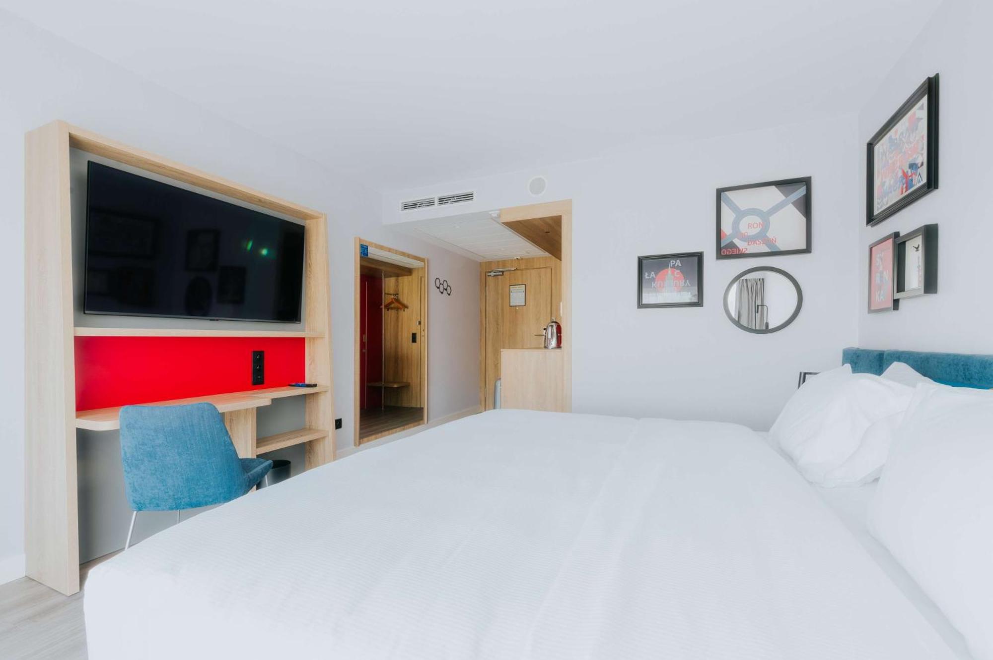 Готель Hampton By Hilton Reduta Варшава